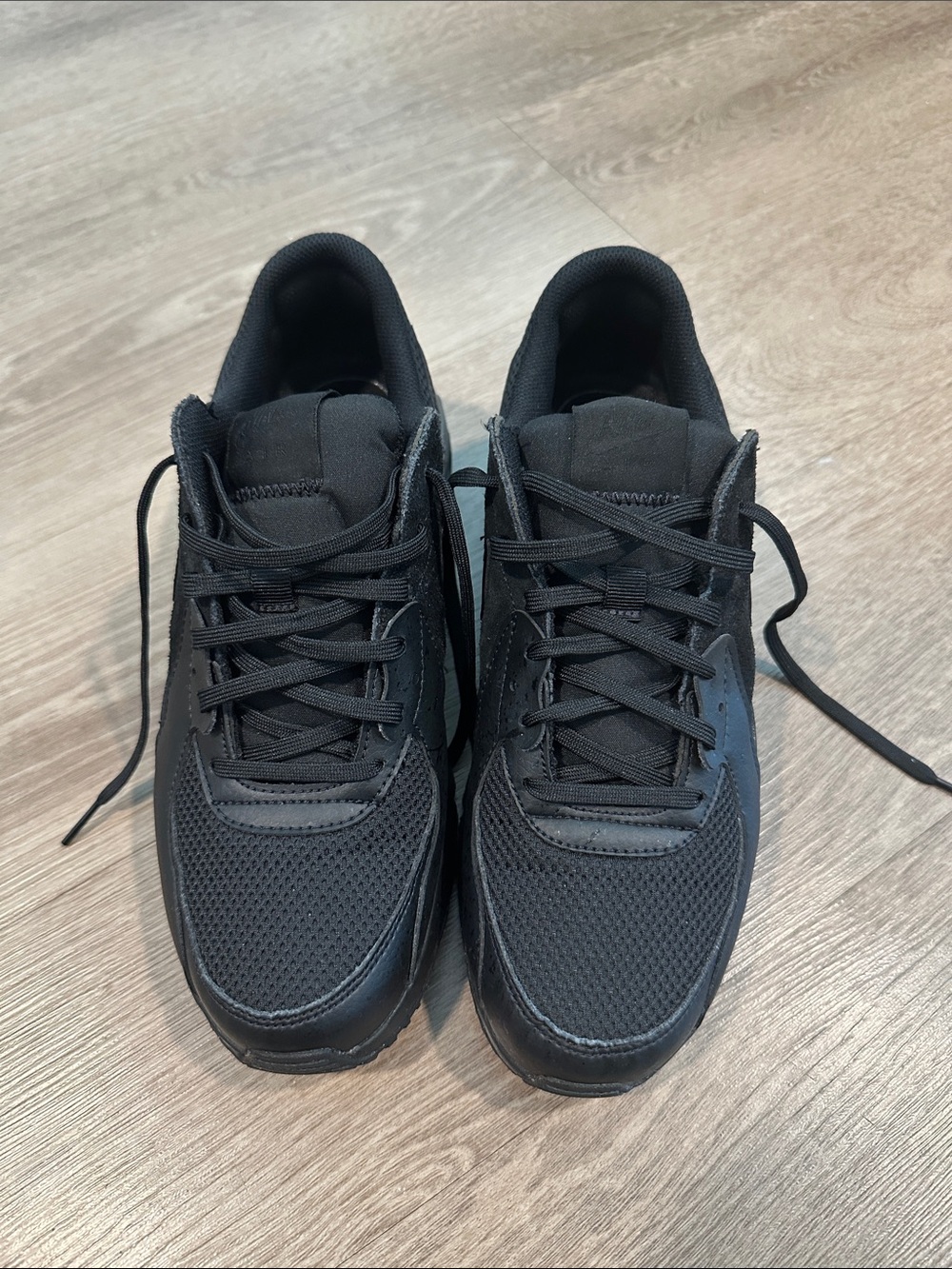 Nike Men's Black Breathable Mesh Sneakers